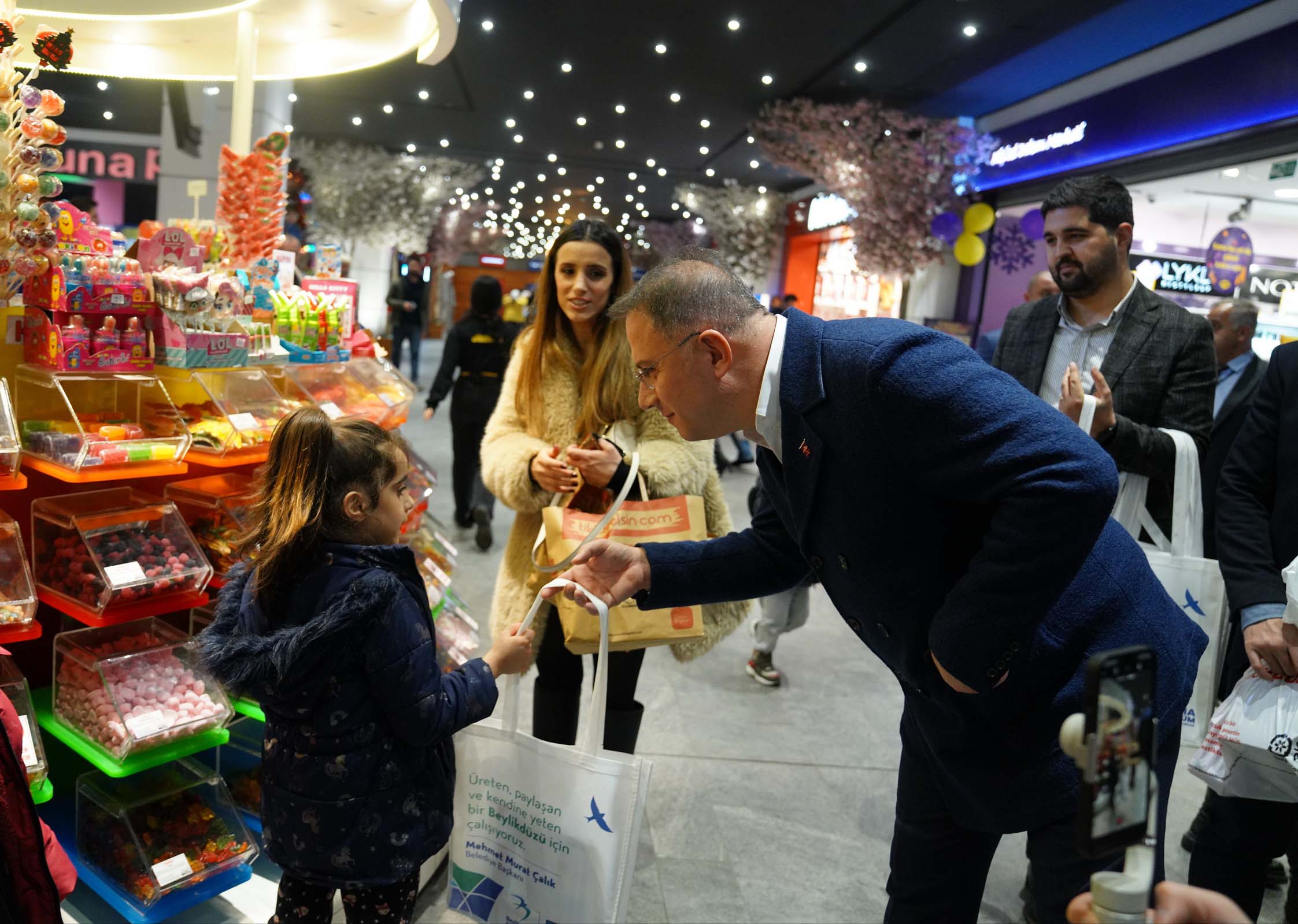 BAŞKAN ÇALIK YILIN SON GÜNÜNDE ÇALIŞANLARI YALNIZ BIRAKMADI